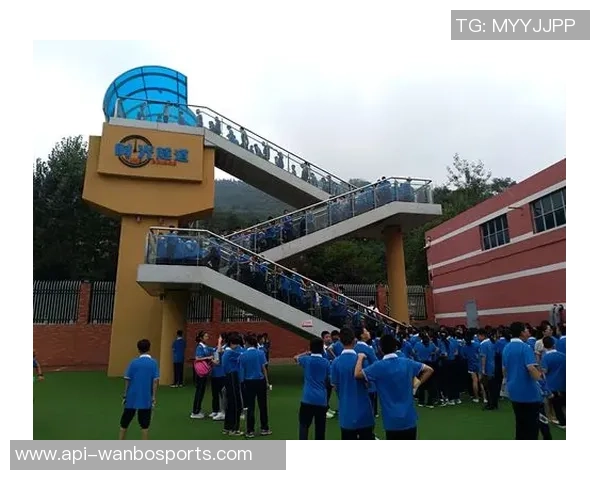 足球小子酱ouo的成长之路与梦想追逐的精彩故事 足球小子酱ouo的成长之路与梦想追逐的精彩故事