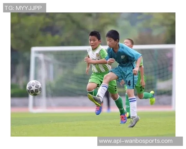 足球裤内衬的选择与穿着技巧提升运动表现的全面指南